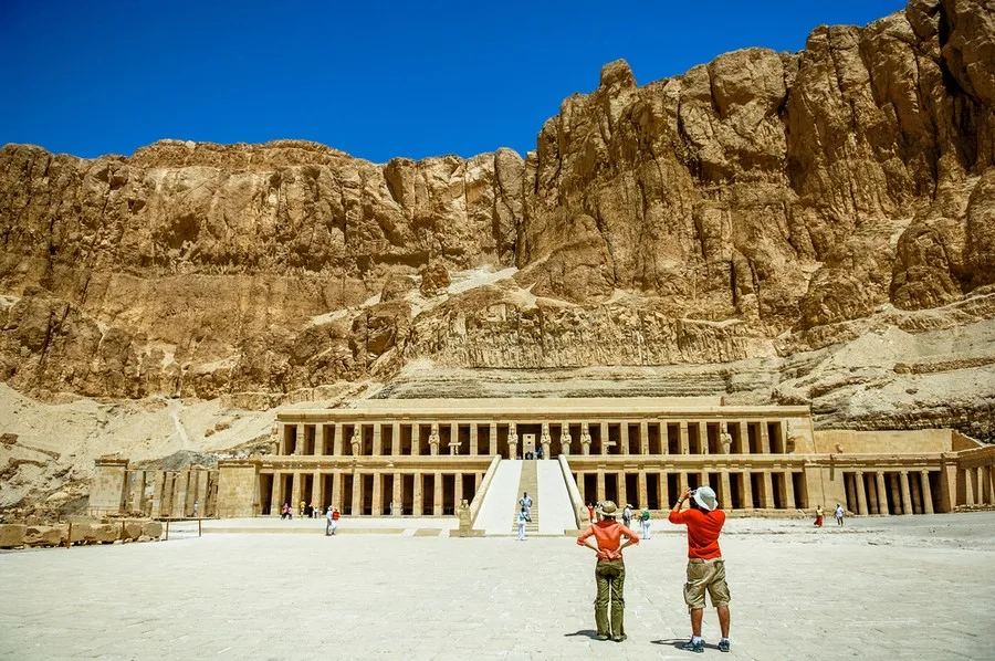 Luxor Day Tour by Bus from Marsa Alam (1-Day Adventure)